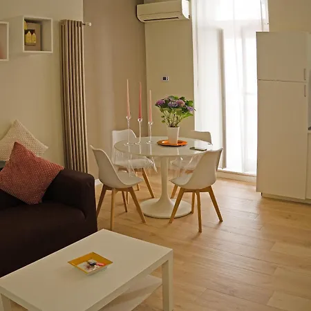 L'esquilina Holiday House 2 Апартаменты *